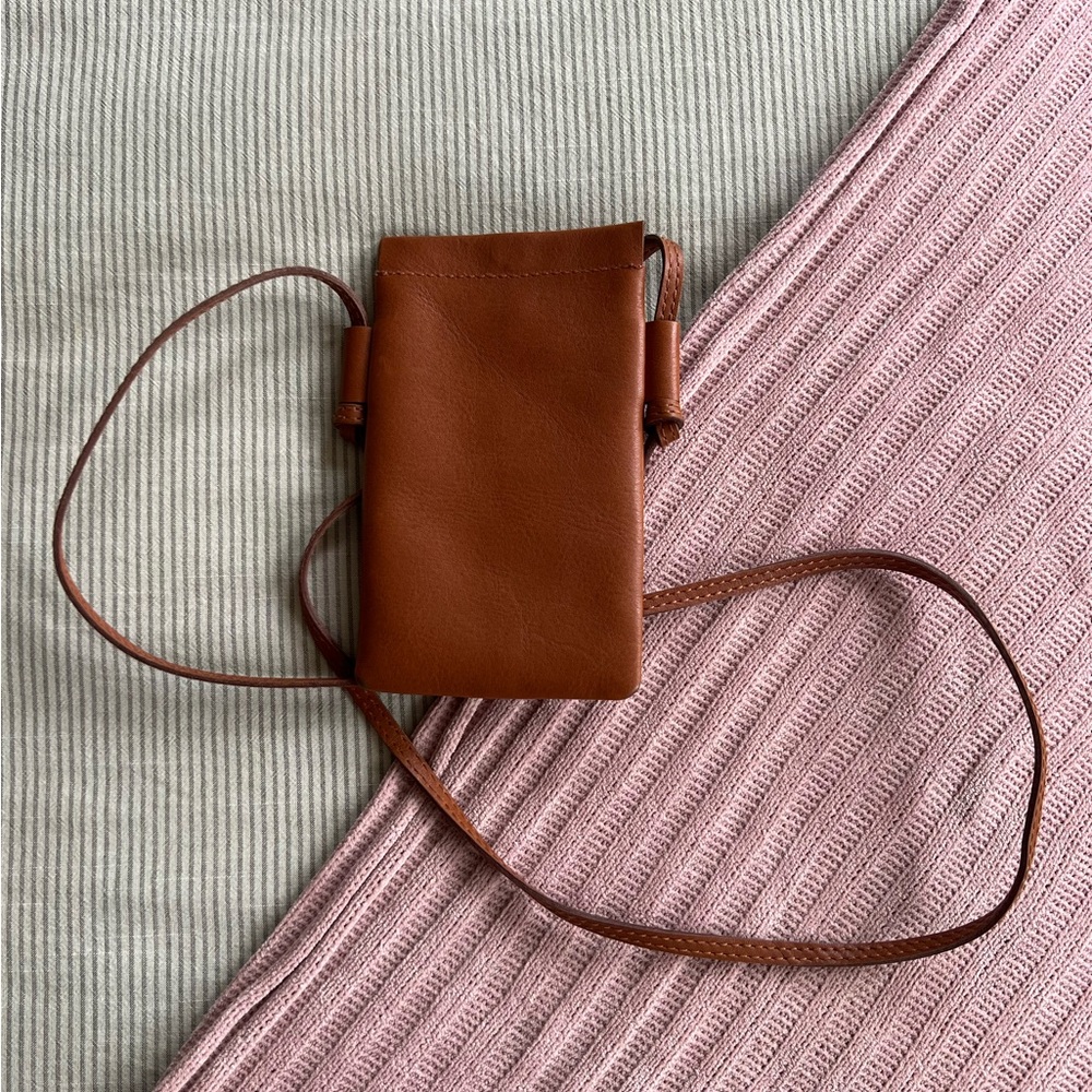 Madewell leather smartphone crossbody bag